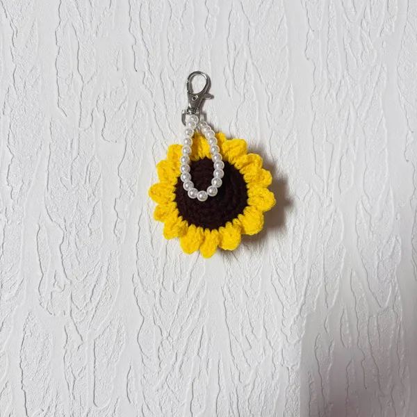 Yellow_Crochet_Sunflower_Bag_Charm_for_Women