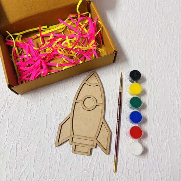 Wooden_Rocket_Painting_DIY_Craft_Kit
