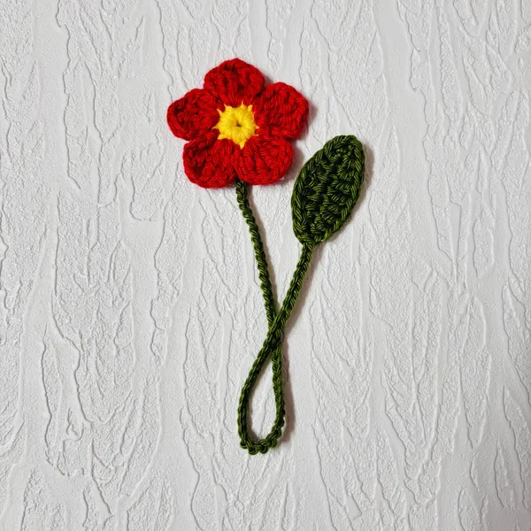 Crochet_Floral_Leaf_Bag_Charm