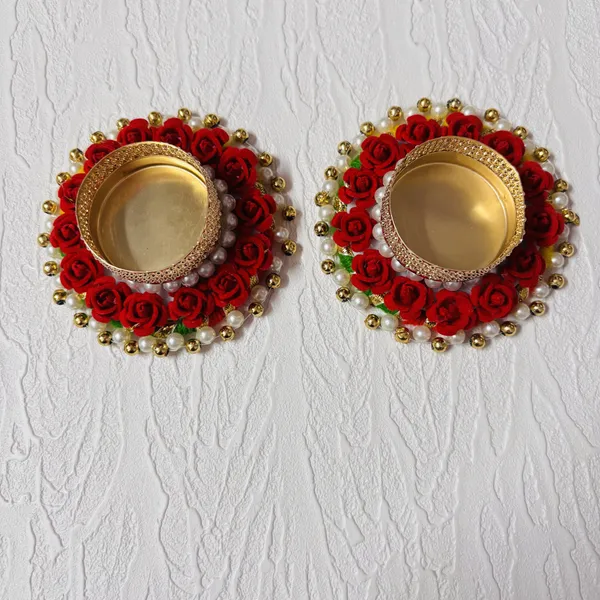 Metal_Festive_Floral_Pair_Diyas