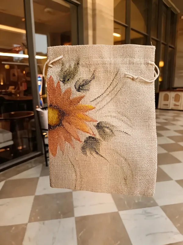 Beige_Jute_Pouch_Bag_Women