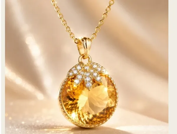 Yellow_Metal_Necklace_Women