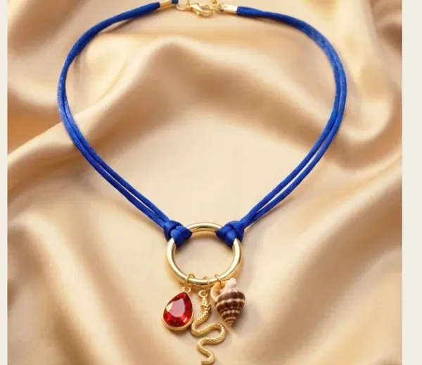 Blue_Metal_Necklace_Women