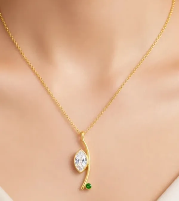 Gold_Metal_Necklace_Women