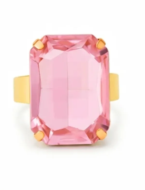Pink_Metal_Ring_Women