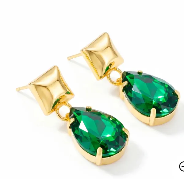 Green_Metal_Earring_Women