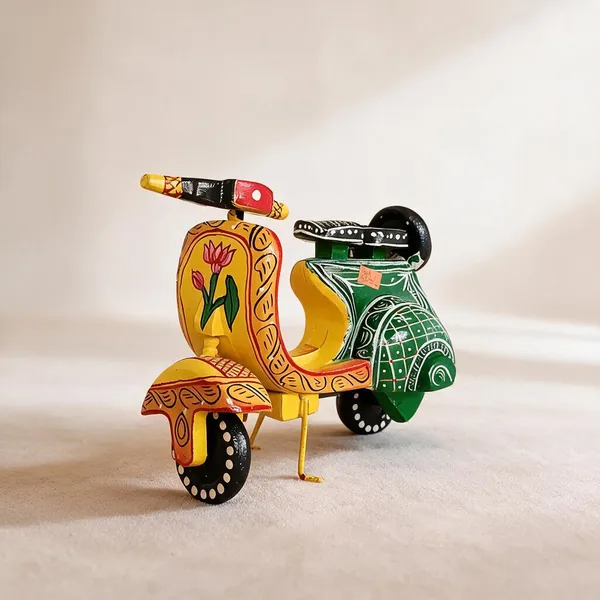 Yellow_Wooden_Scooter_-_Gift_For_Kids_