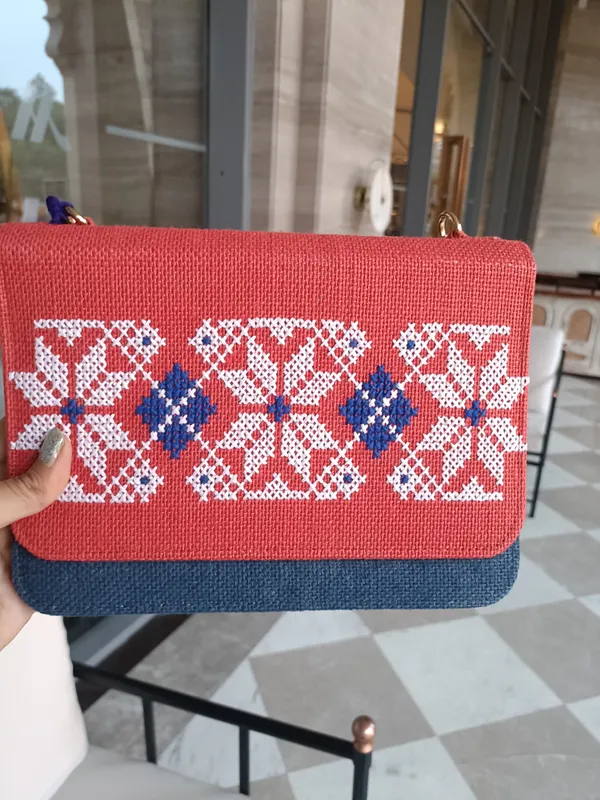 Red_Jute_Jute_Sling_Bag_Women