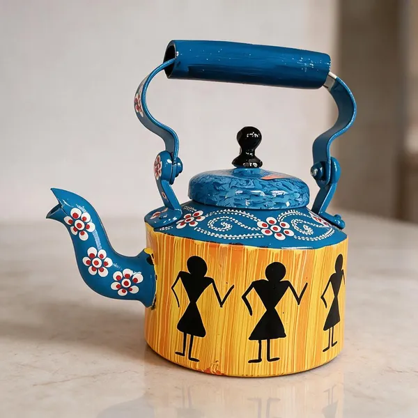 Yellow_Metal_Kettle_Household_Use