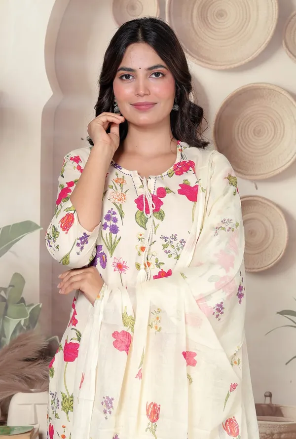 Cream_Floral_Print_Straight_Kurta_Set_for_Women