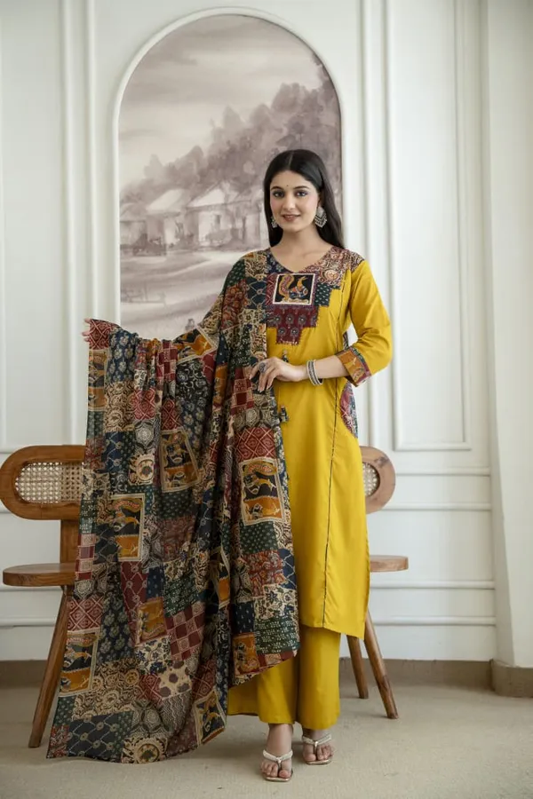 Yellow_Printed_Straight_Kurta_Set_for_Women