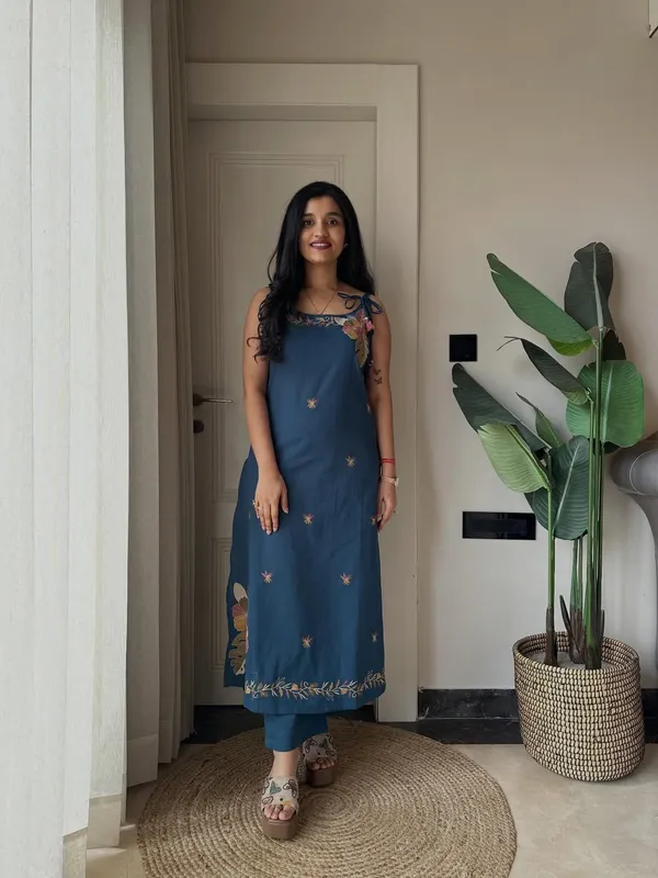 Blue_Printed_Sleeveless_Kurta_Set_for_Women