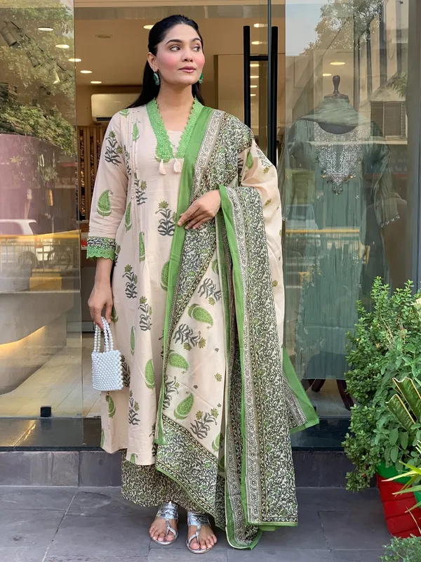 Beige_Printed_Straight_Kurta_Set_for_Women