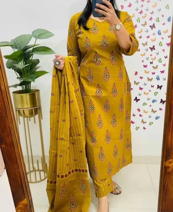 Mustard_Printed_Straight_Kurta_Set_for_Women