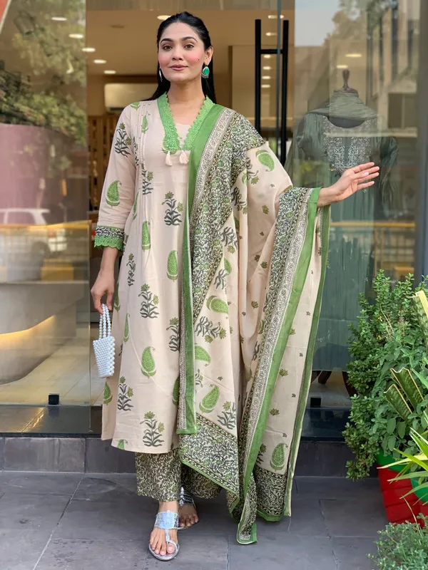 Beige_Printed_Straight_Kurta_Set_for_Women
