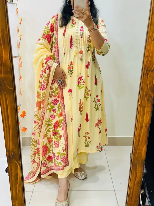 Cream_Floral_Print_Anarkali_Suit_Set_for_Women