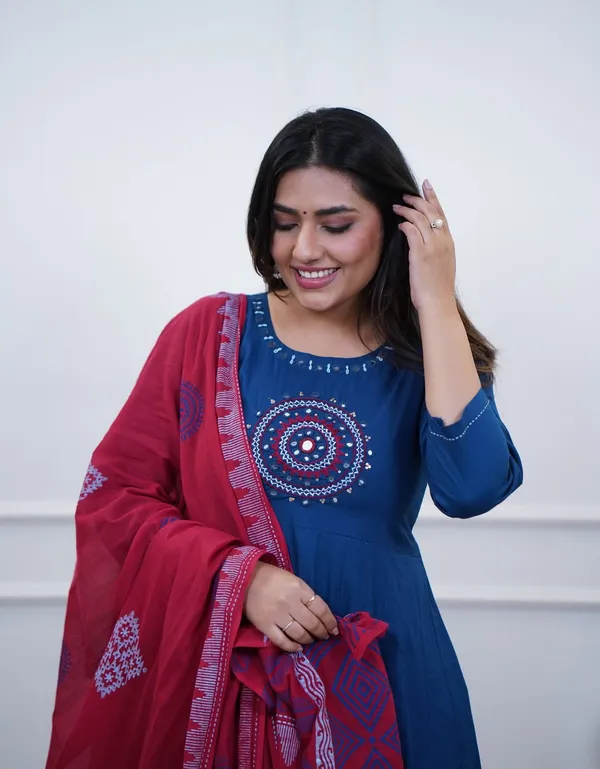 Blue_Anarkali_Kurta_Set_With_Dupatta_for_Women