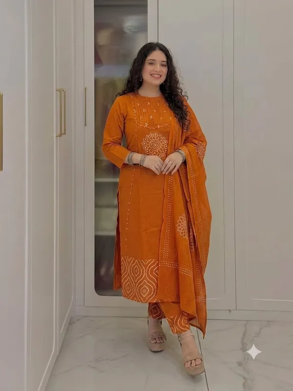 Orange_Printed_Straight_Kurta_Set_for_Women