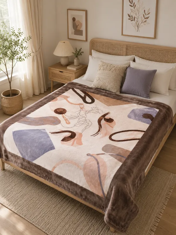 Plush_Modern_Abstract_Print_Bed_Throw_Blanket