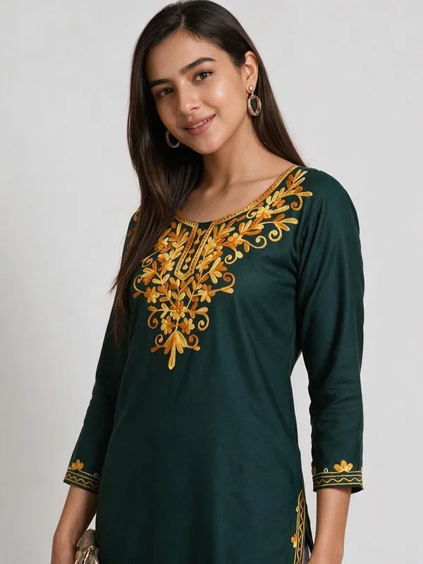 Green_Golden_Floral_Embroidered_Straight_Short_Kurta_For_Women