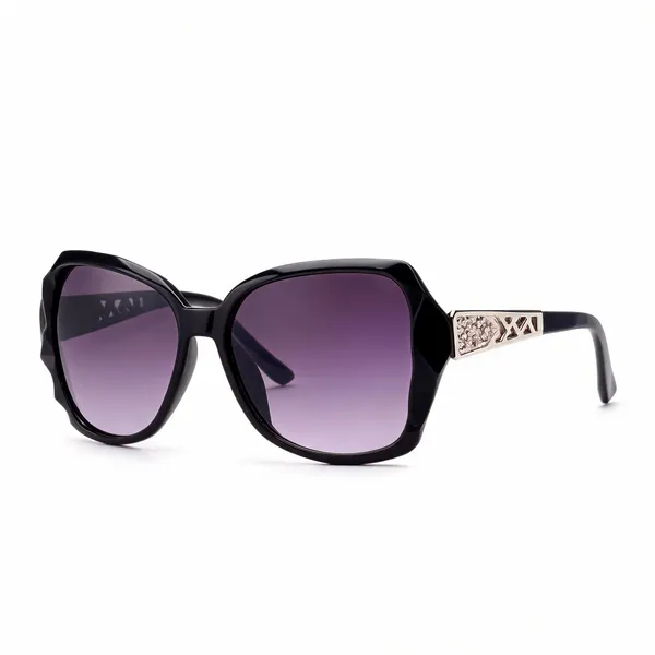 Black_Plastic_Sunglasses_For_Women