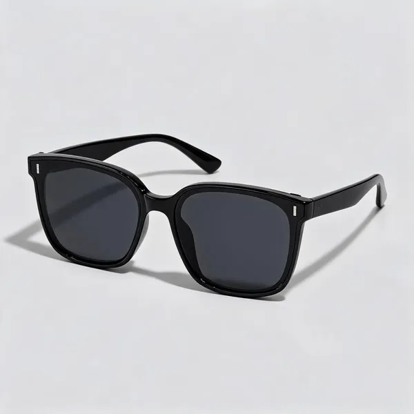 Black_Plastic_Sunglasses_For_Women