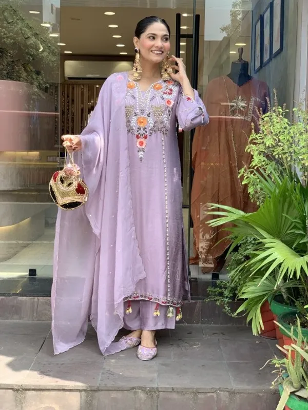 Lavender_Roman_Silk_Straight_Embroidered_Kurta_With_Pant_And_Dupatta_For_Women