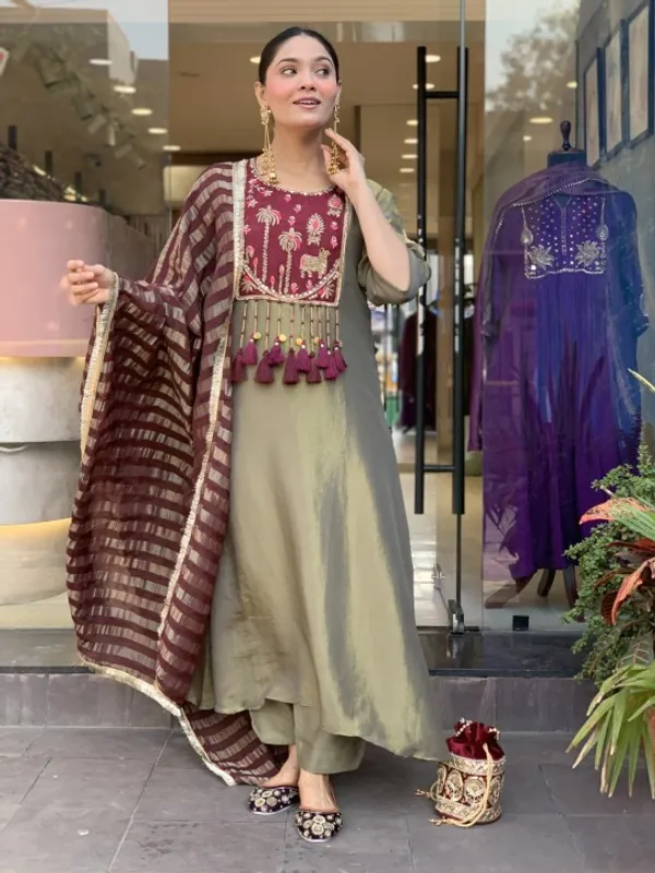 Olive_Roman_Straight_Embroidered_Kurta_With_Pant_And_Dupatta_For_Women