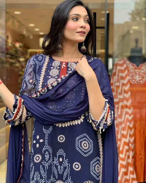 Navy_Printed_Straight_Kurti_for_Women