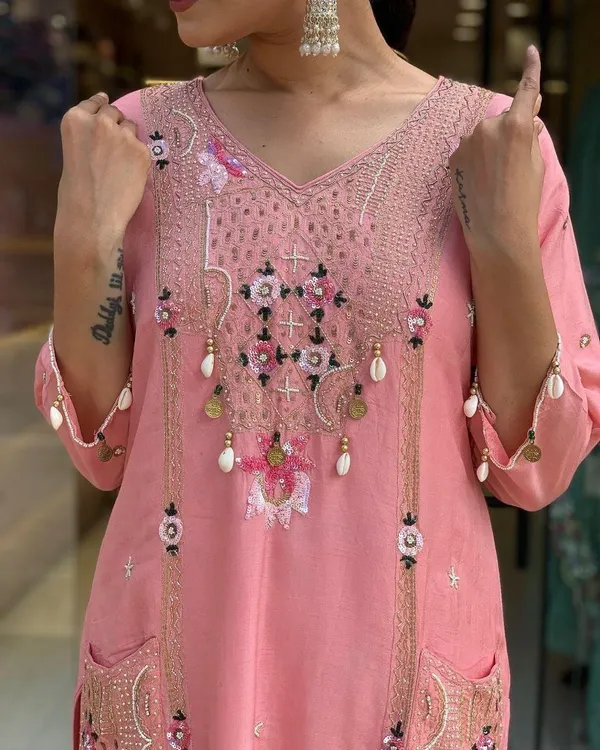 Pink_Roman_Straight_Embroidered_Kurta_With_Pant_And_Dupatta_For_Women