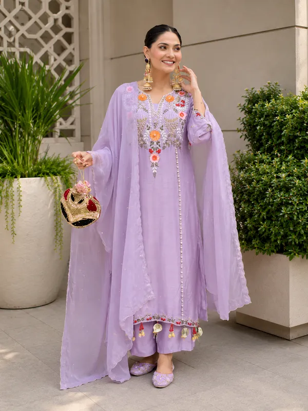 Lavender_Roman_Silk_Straight_Embroidered_Kurta_With_Pant_And_Dupatta_For_Women