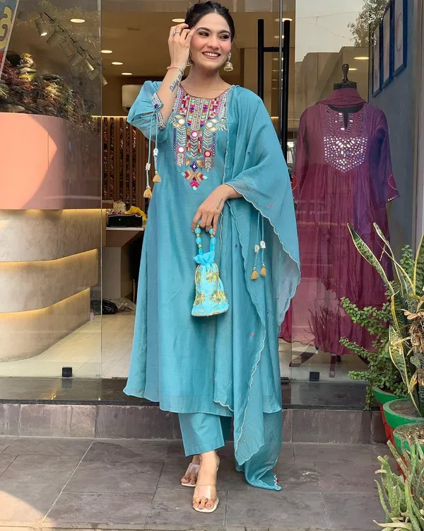 Teal_Embroidered_Kurta_Set_For_Women