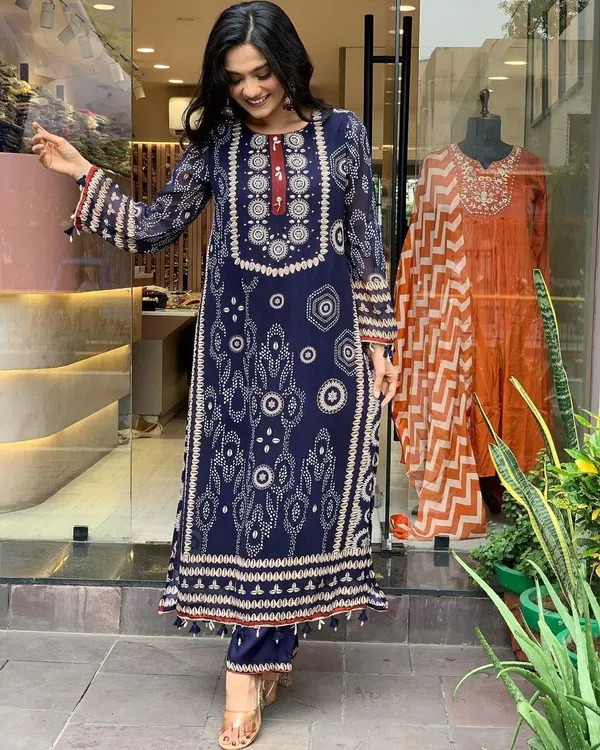 Navy_Printed_Straight_Kurti_for_Women