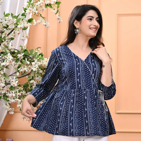 Stylish_Comfortable_V_Neck_Cotton_Tops_For_Women_Navy_Blue