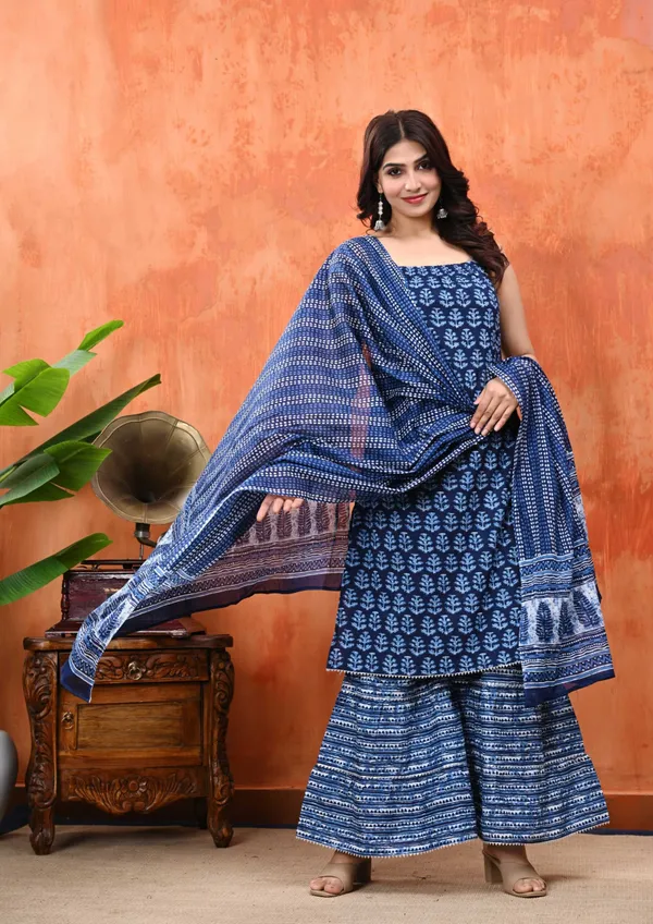 Blue_Cotton_Sleeveless_Sharara_Set_For_Women
