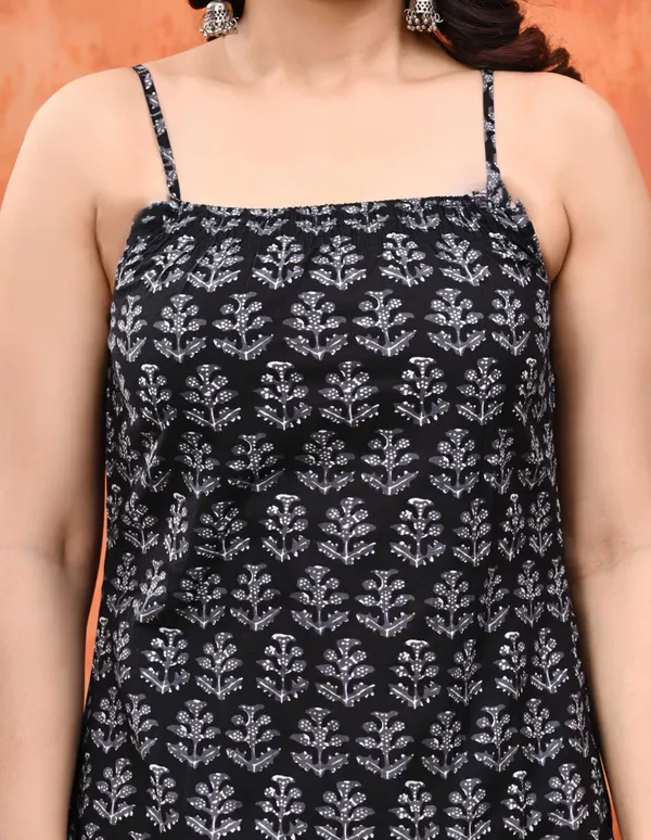 Black_Cotton_Sleeveless_Sharara_Set_For_Women