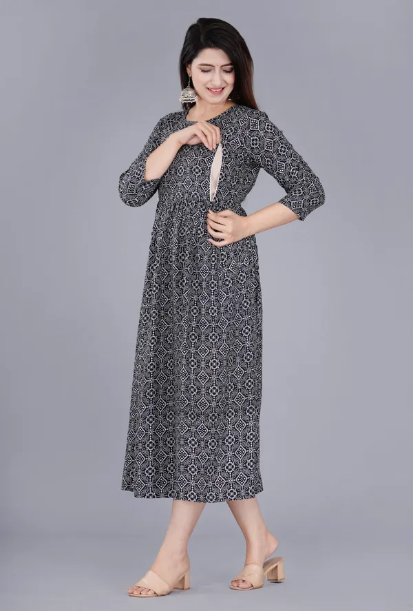 Black_Rayon_3/4_Sleeve_Full_Length_Maternity_Gown_For_Women