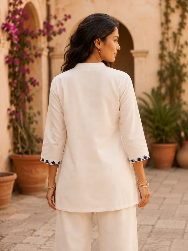 Elegant_Cotton_Flex_Embroidered_Co-Ord_Set_for_Women
