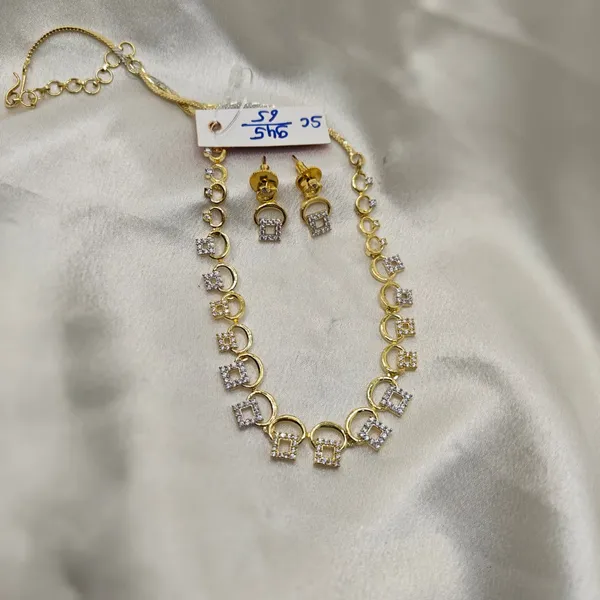 Gold_Silver_Brass_Stone_Necklace_Set_For_Women