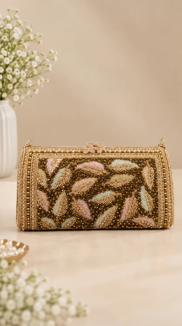 Elegant_Handcrafted_Embellished_Clutch_Bag