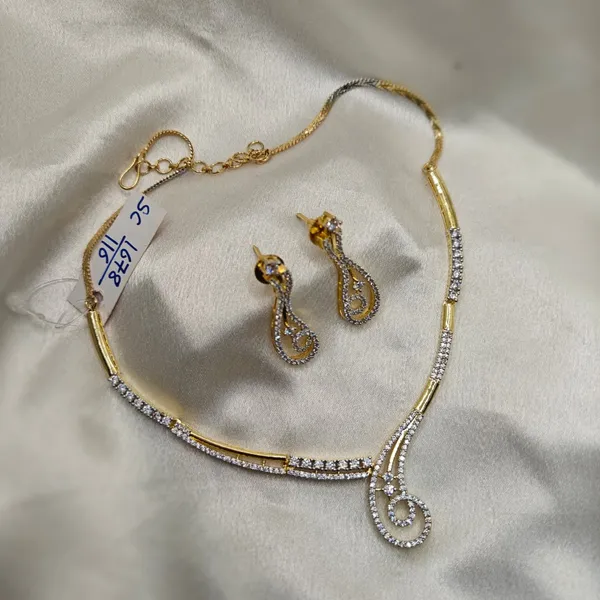 Silver_Gold_Brass_Rhinestone_Necklace_And_Earrings_Set_For_Women
