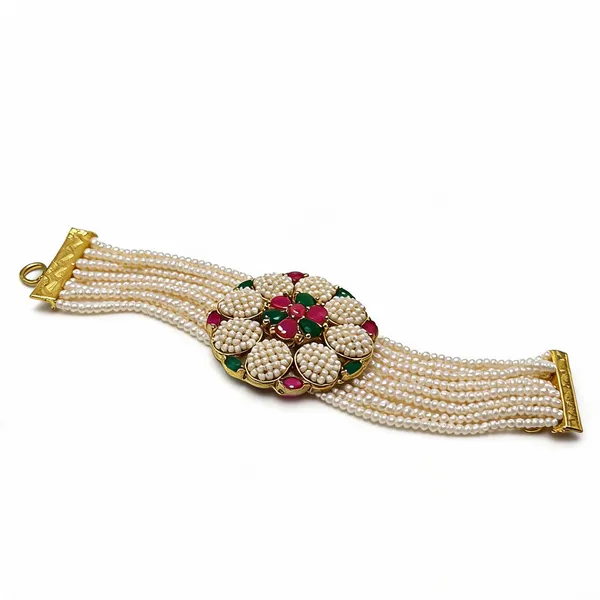 Off_White_Brass_Pearl_Beaded_Floral_Necklace_For_Women