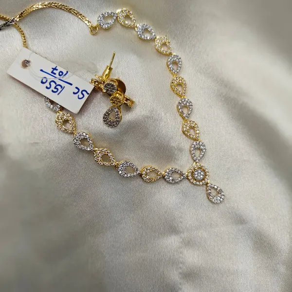 Gold_Silver_Brass_Crystal_Link_Necklace_And_Earrings_Set_For_Women