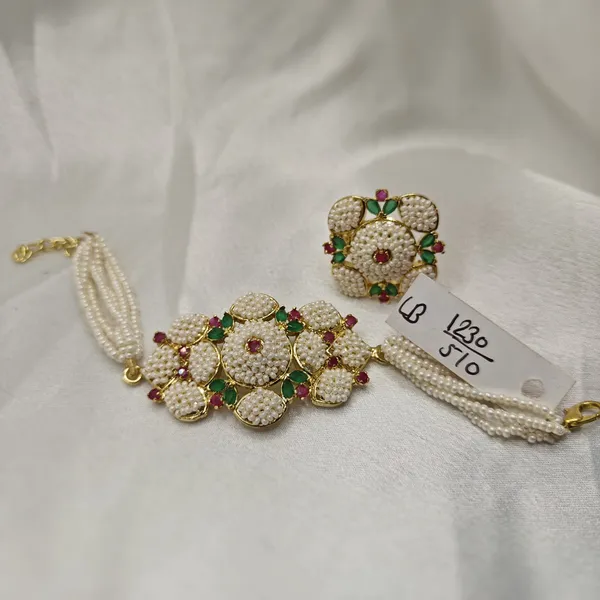 Off_White_Brass_Pearl_Beaded_Floral_Necklace_Set_For_Women