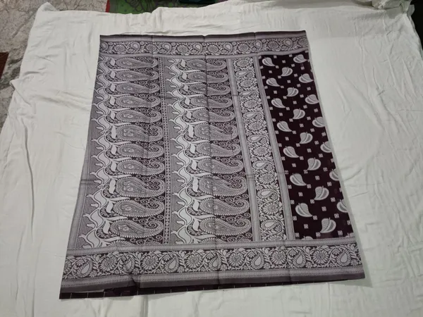 Black_White_Cotton_Printed_Paisley_Saree_For_Women