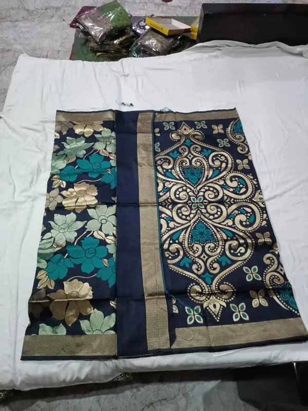 Navy_Blue_Silk_Printed_Floral_Paisley_Saree_For_Women