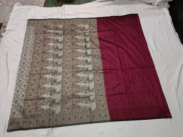 Maroon_Silk_Printed_Floral_Paisley_Saree_For_Women