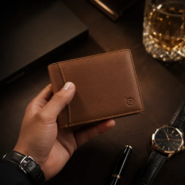 Tan_Genuine_Leather_Contrast_Stitch_Bi-Fold_Wallet_For_Men