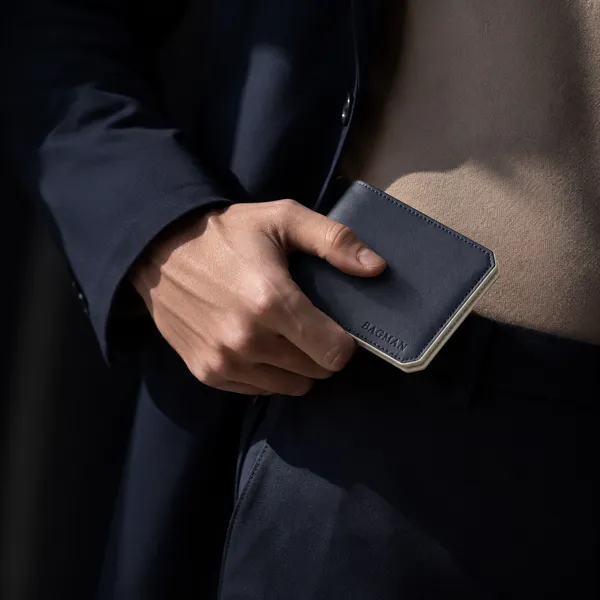 Navy_Blue_Genuine_Leather_6_Slot_Bi-Fold_Wallet_For_Men