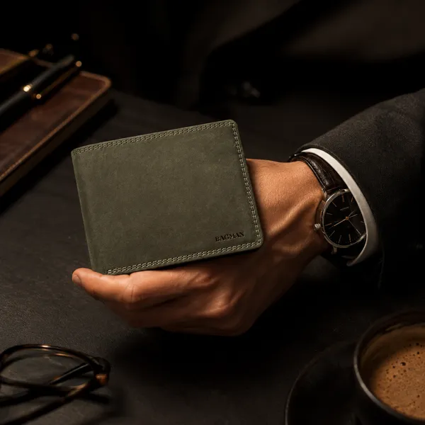 Olive_Green_Genuine_Leather_Textured_Bi-Fold_Wallet_For_Men